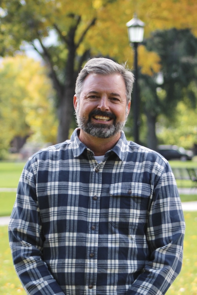 Staff photo of Director of Outdoor Education Dr. Chris Burnett